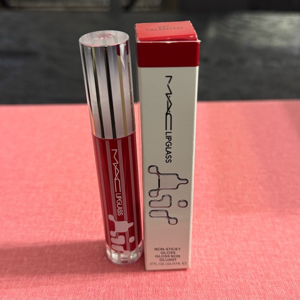 MAC Cosmetics Lipglass Non Sticky Gloss in Shade 227 Talented